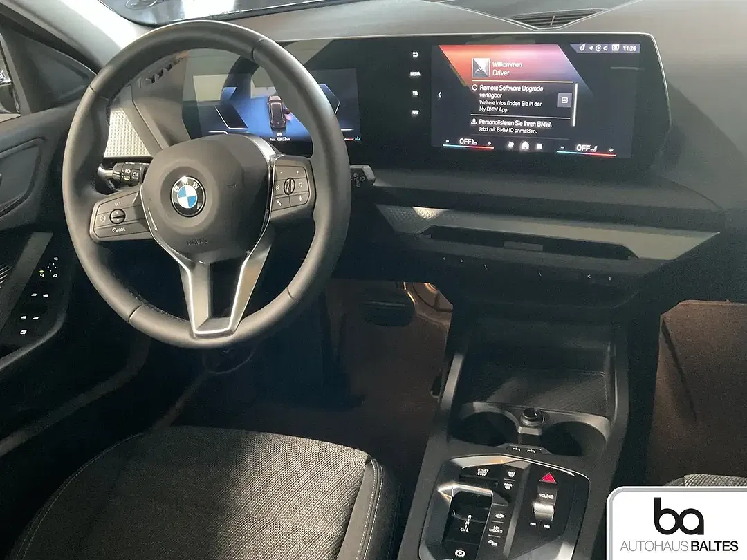 BMW 116 - Thumbnail 9