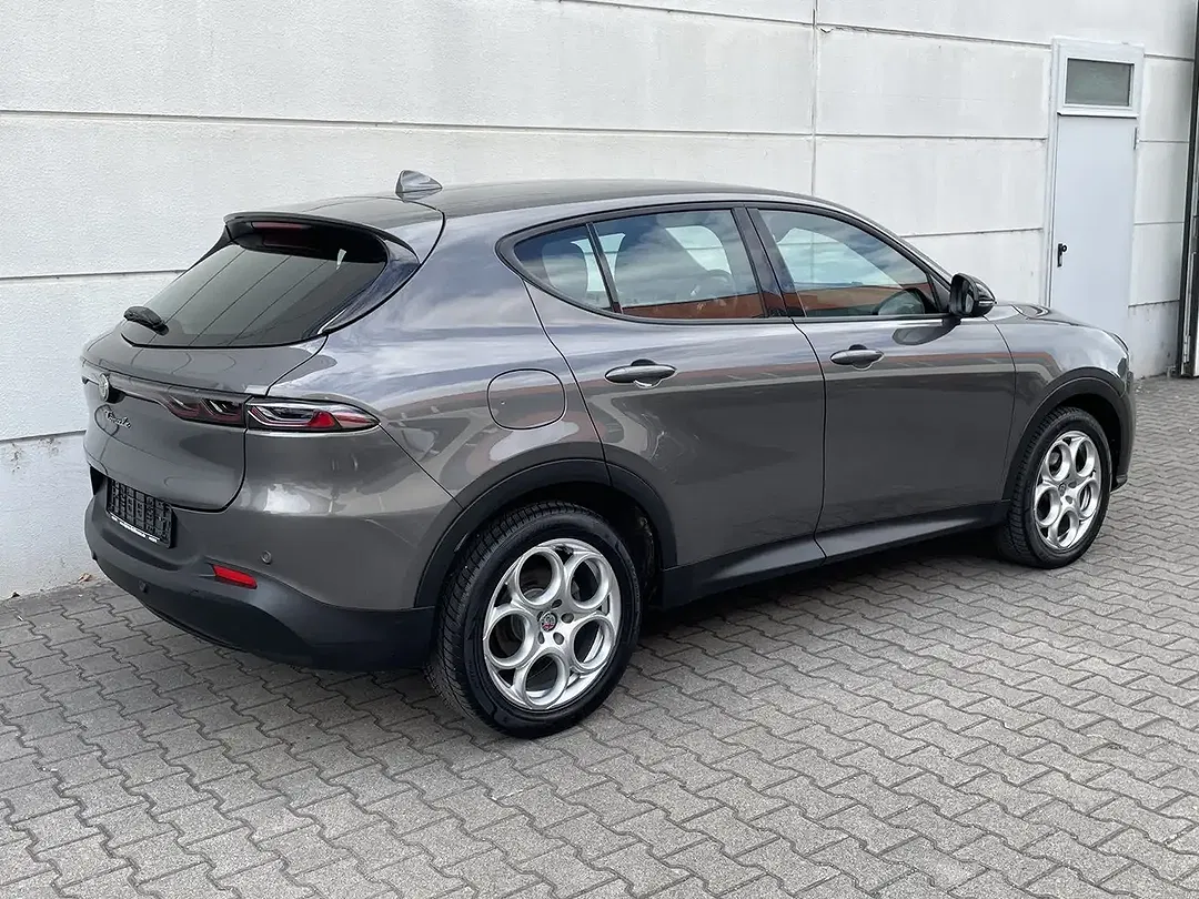 Alfa Romeo Tonale - Thumbnail 3