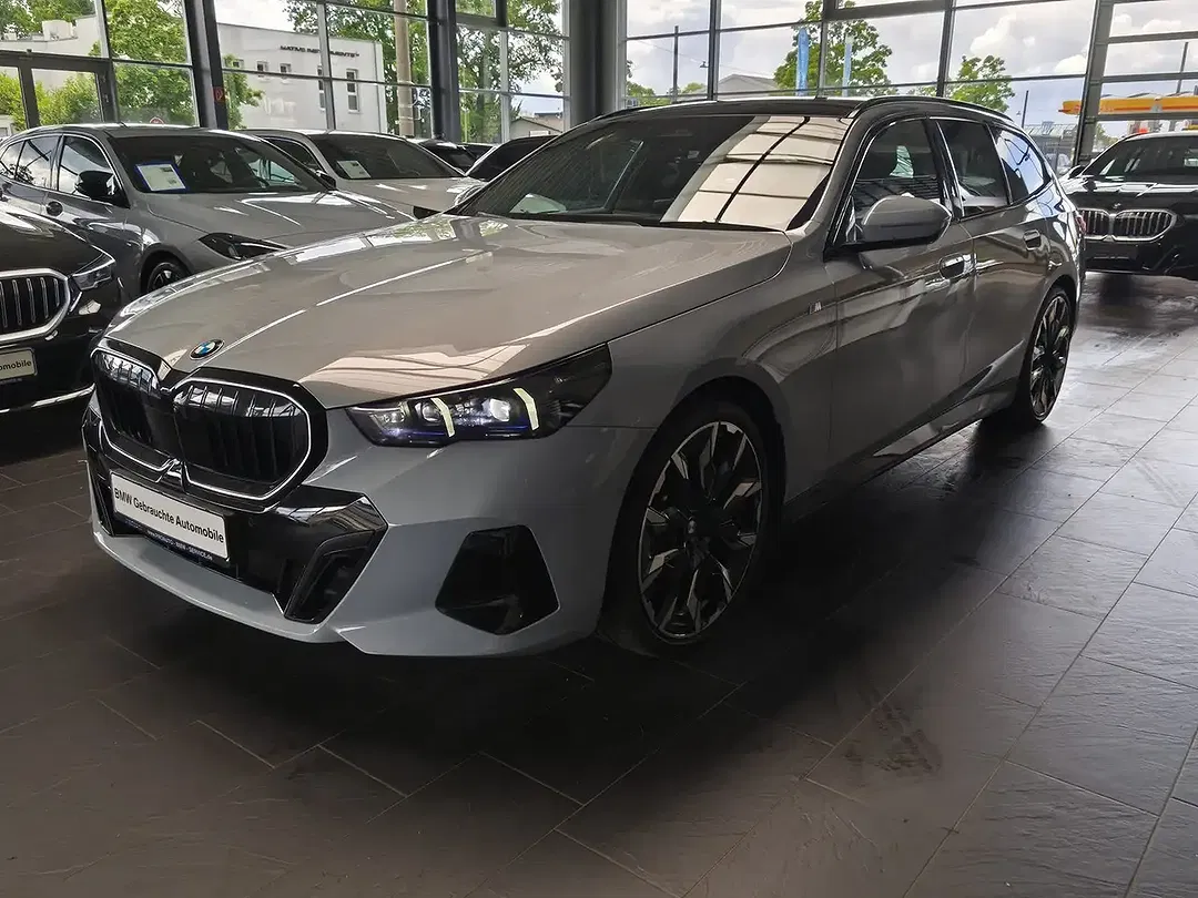 BMW 520 - Thumbnail 3