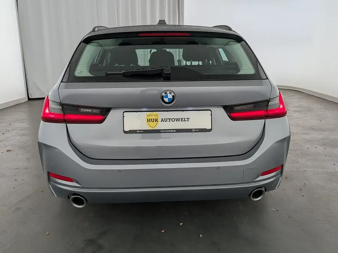 BMW 320 - Thumbnail 7