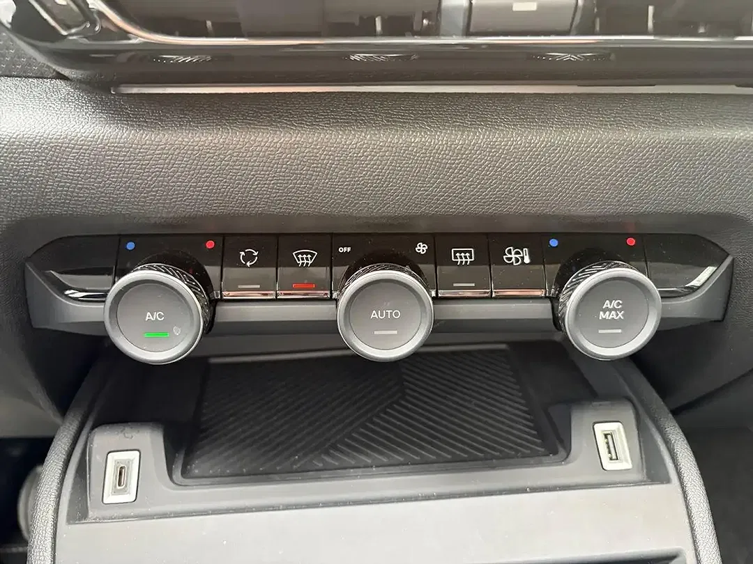Citroen C4 - Thumbnail 10