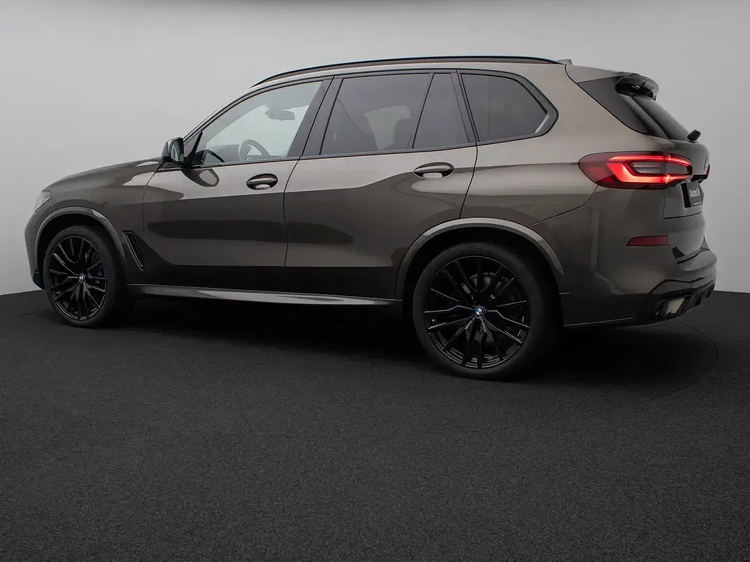 BMW X5 - Thumbnail 10