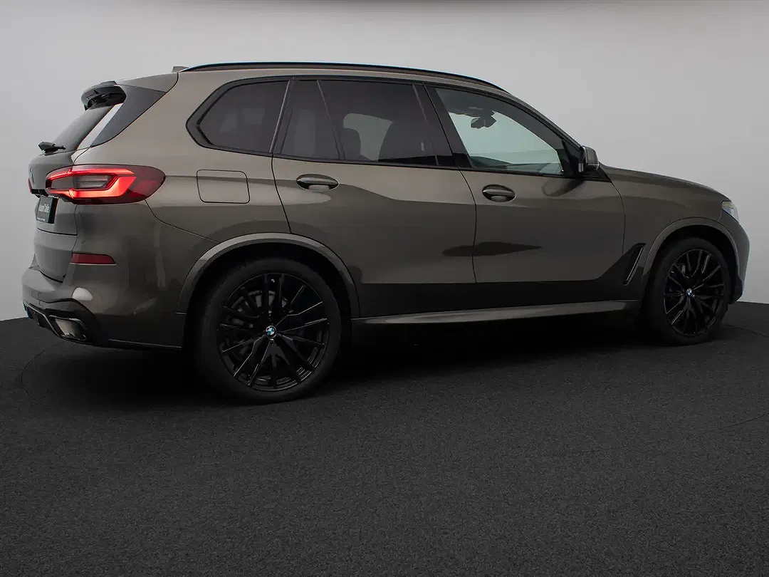 BMW X5 - Thumbnail 6