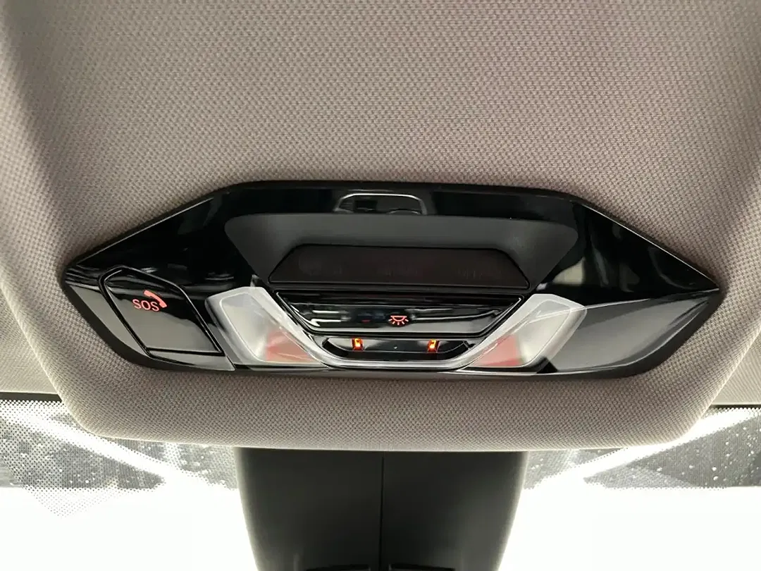 BMW 118 - Thumbnail 13