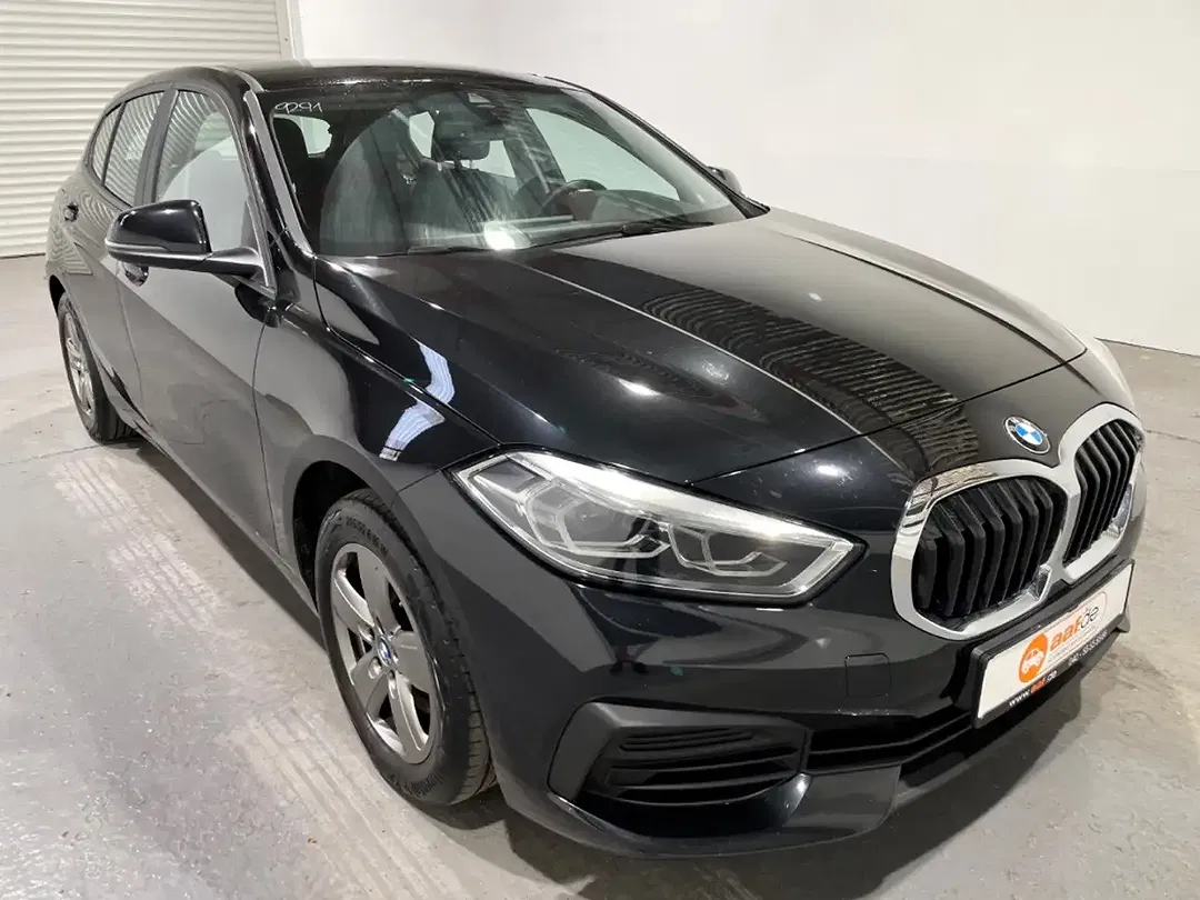 BMW 118 - Thumbnail 4