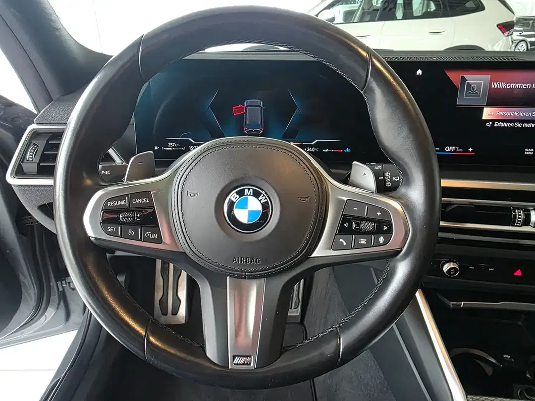 BMW 330 - Thumbnail 12
