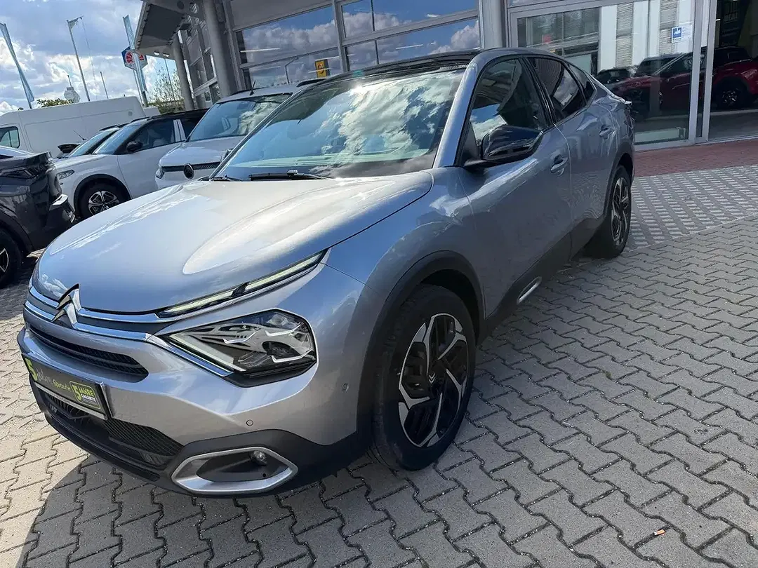 Citroen C4 X - Thumbnail 2