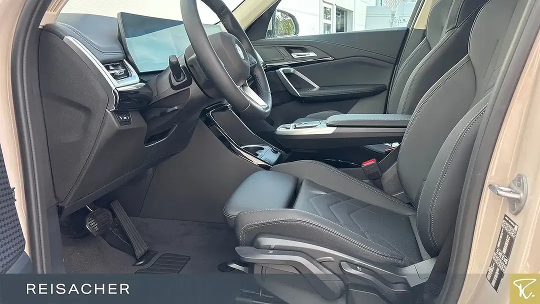BMW X1 - Thumbnail 4