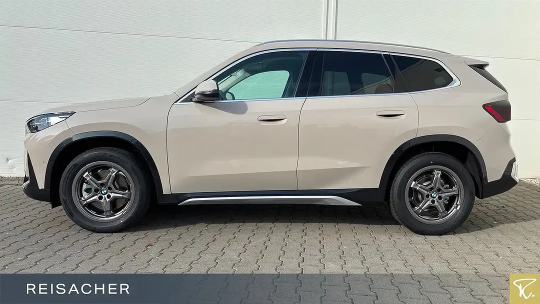BMW X1 - Thumbnail 9