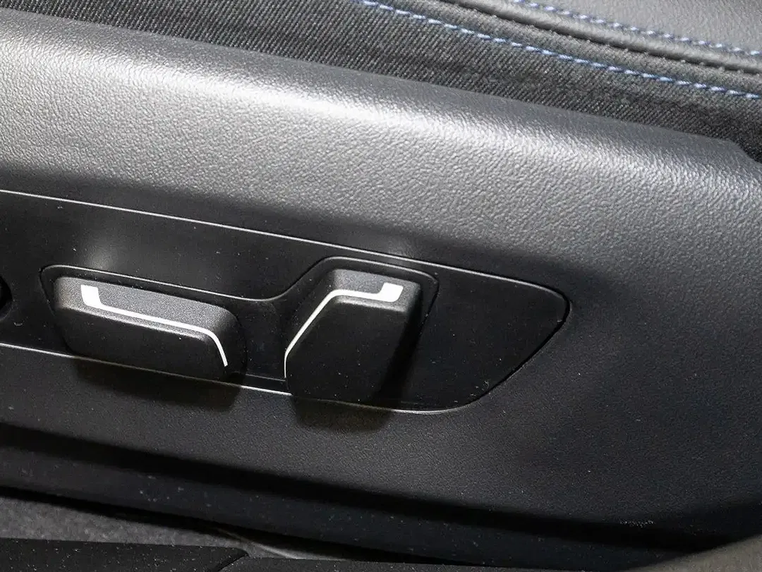 BMW 520 - Thumbnail 13