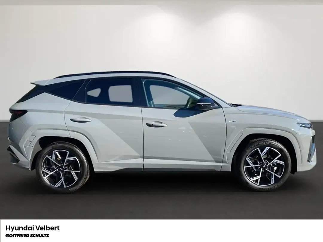 Hyundai TUCSON - Thumbnail 3