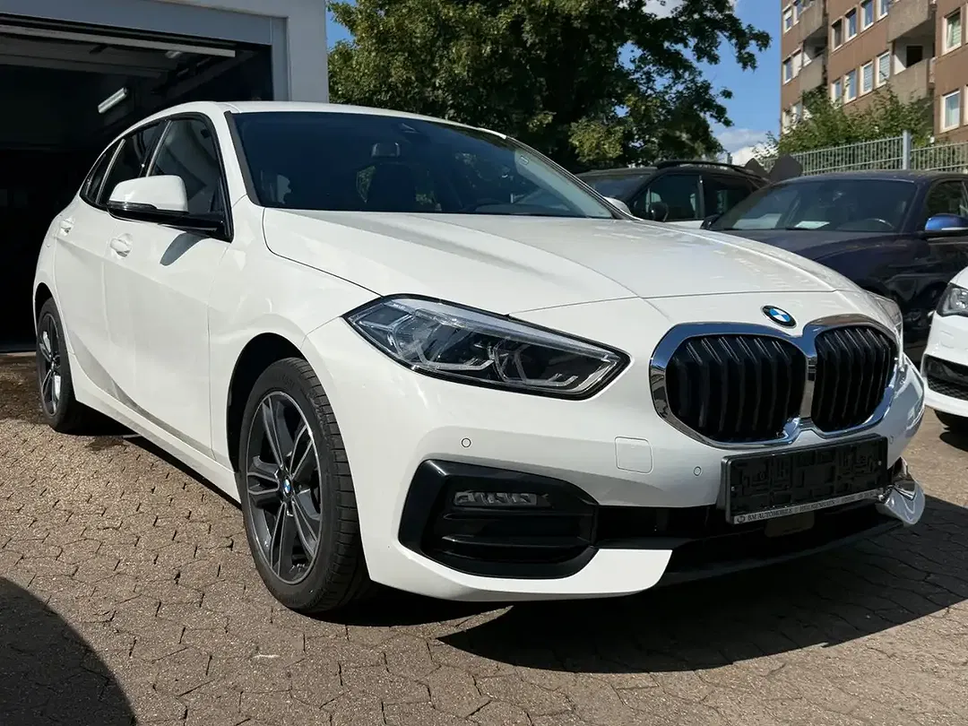 BMW 118 - Thumbnail 3