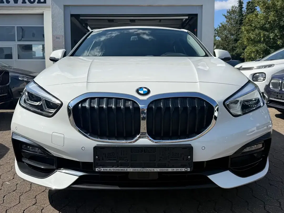 BMW 118 - Thumbnail 4