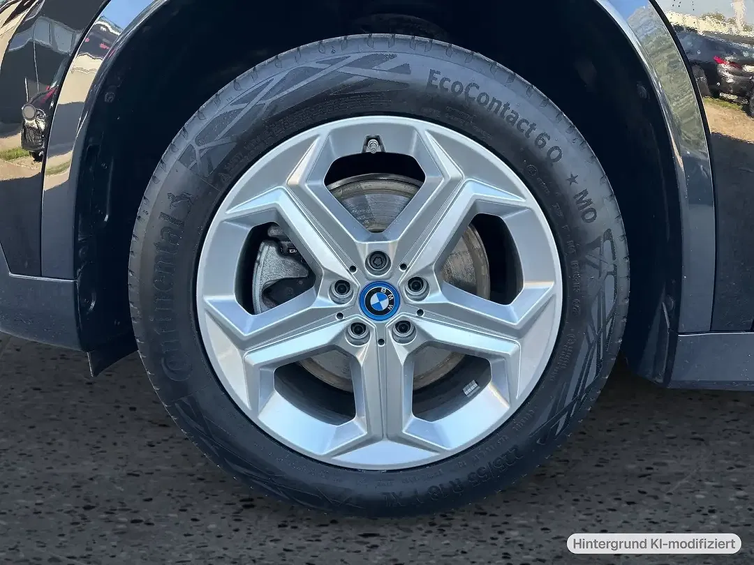 BMW X1 - Thumbnail 6