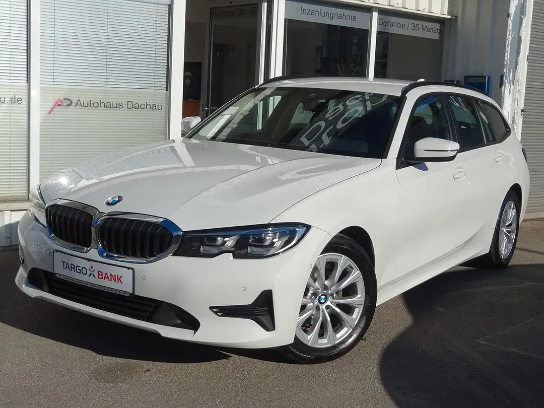 BMW 320 - Thumbnail 3