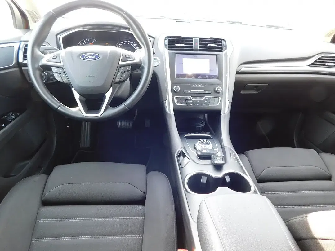 Ford Mondeo - Thumbnail 11
