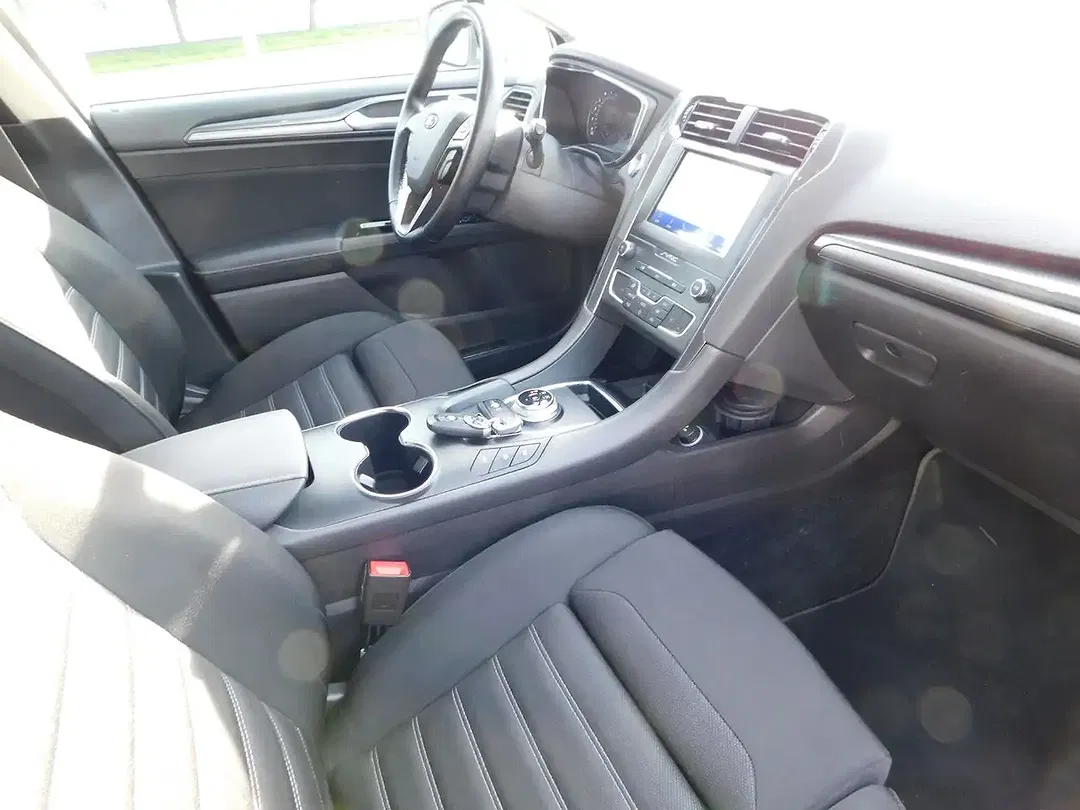Ford Mondeo - Thumbnail 12