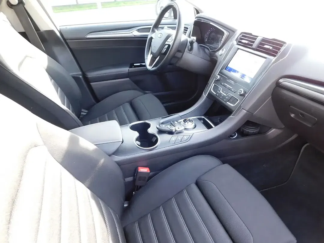 Ford Mondeo - Thumbnail 13