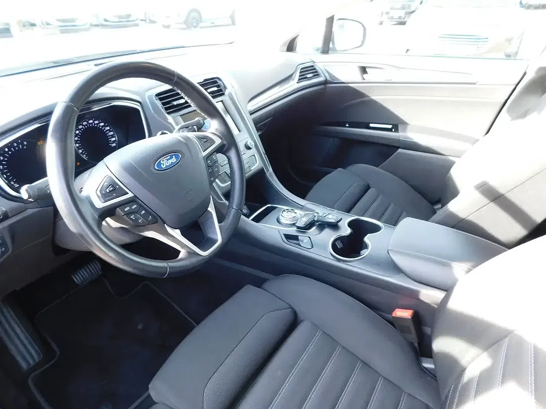 Ford Mondeo - Thumbnail 9
