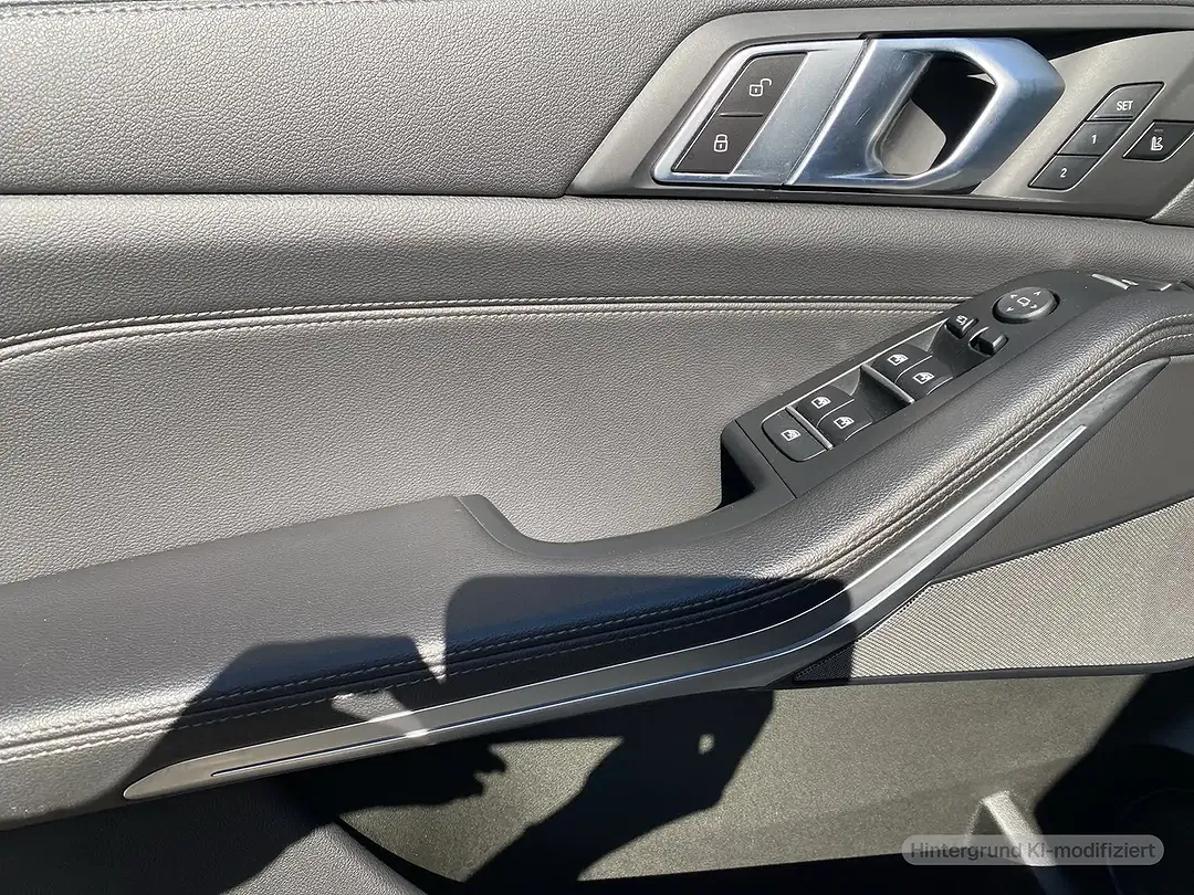 BMW X5 - Thumbnail 11