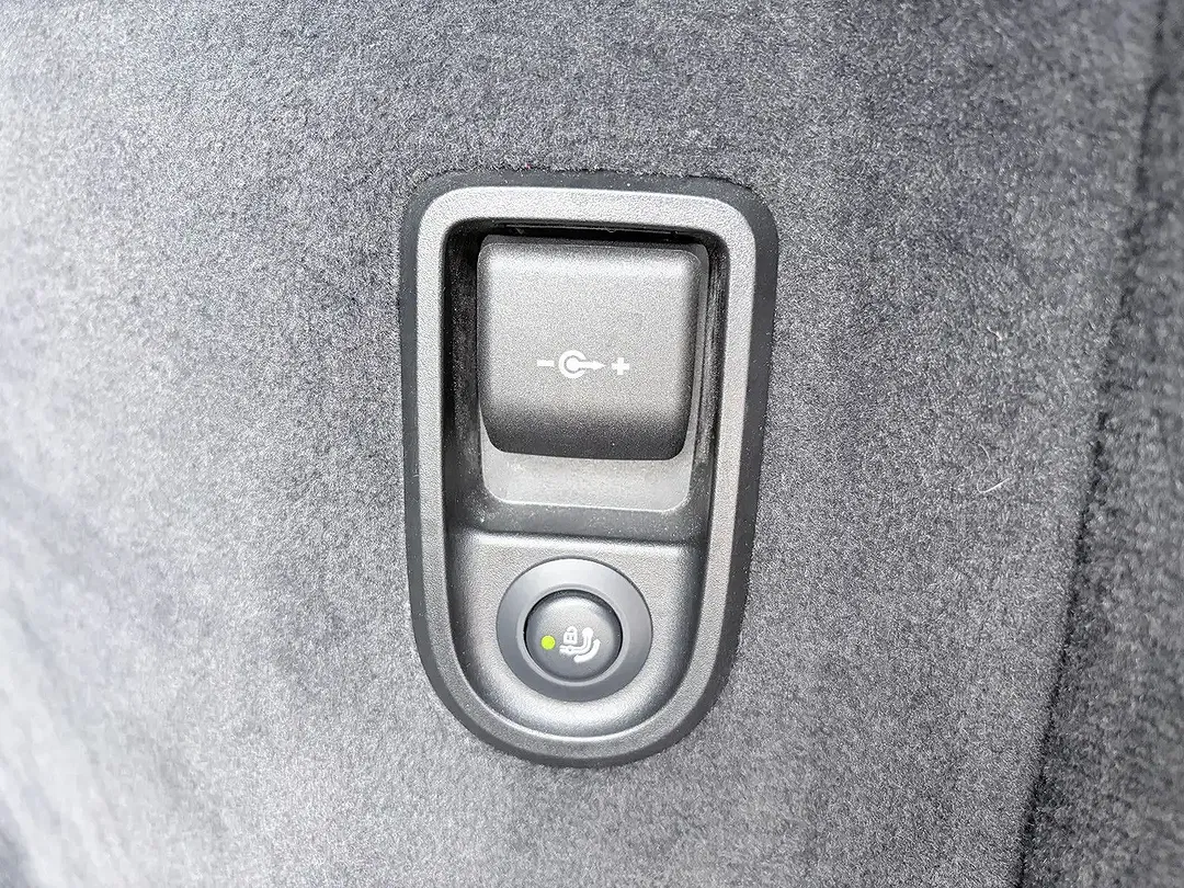 BMW 520 - Thumbnail 15