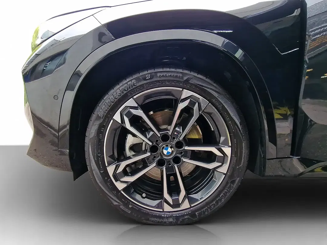 BMW X1 - Thumbnail 4