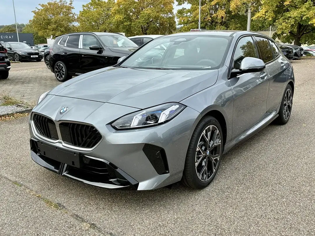 BMW 120 - Thumbnail 2