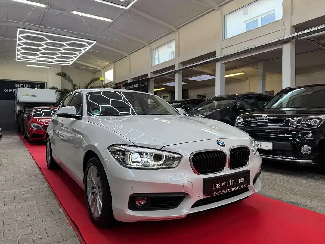 BMW 118 - Thumbnail 9