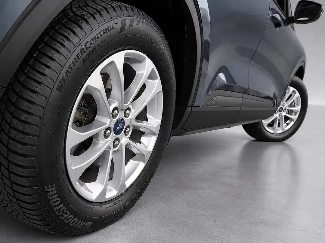 Ford Kuga - Thumbnail 11