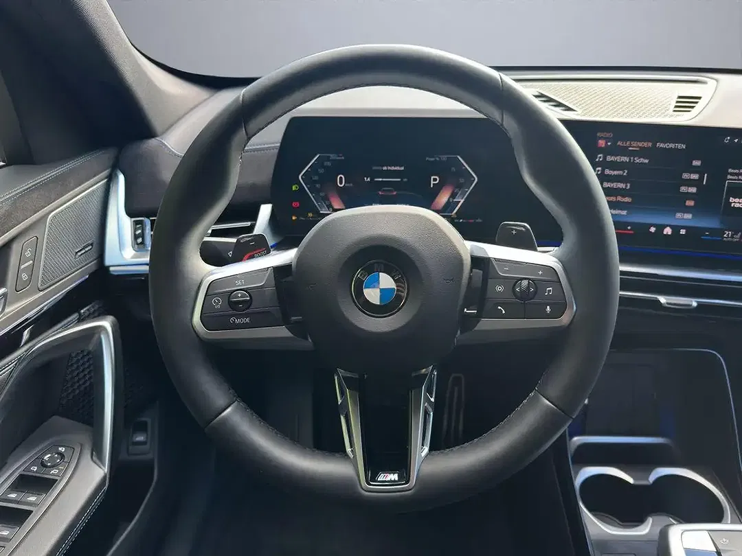 BMW X1 - Thumbnail 10