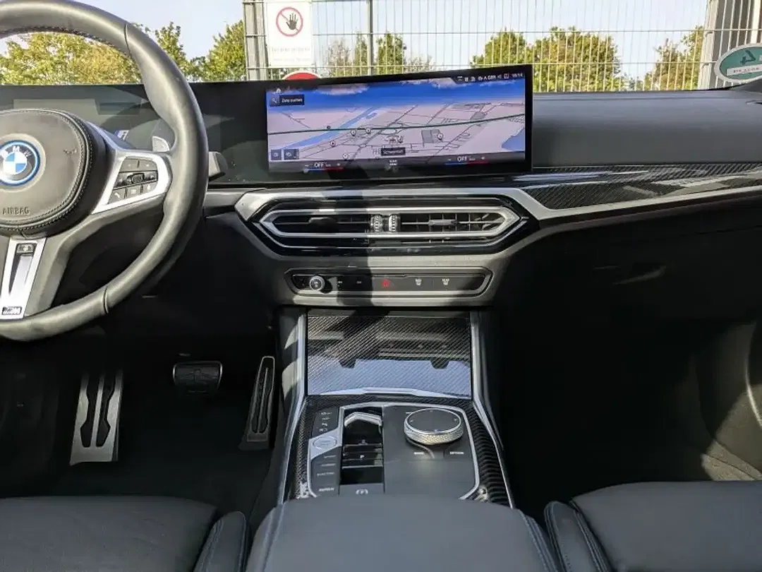 BMW 330 - Thumbnail 10