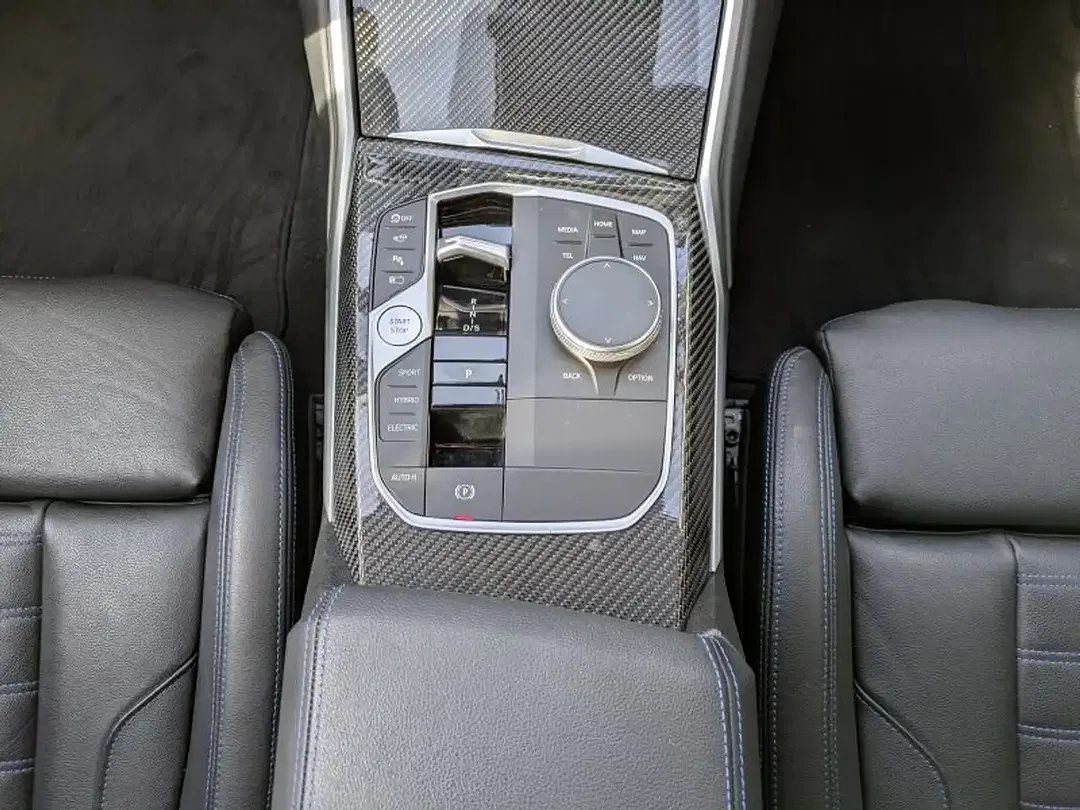 BMW 330 - Thumbnail 9