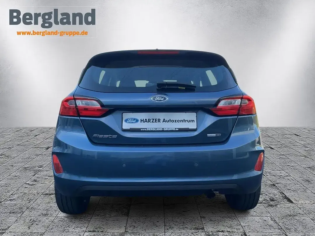 Ford Fiesta - Thumbnail 3