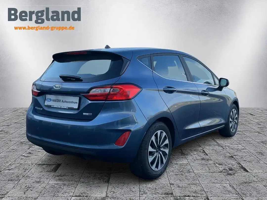 Ford Fiesta - Thumbnail 4