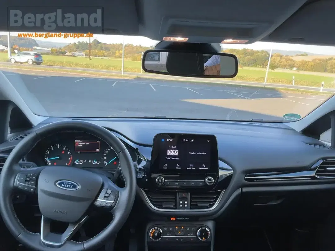 Ford Fiesta - Thumbnail 8