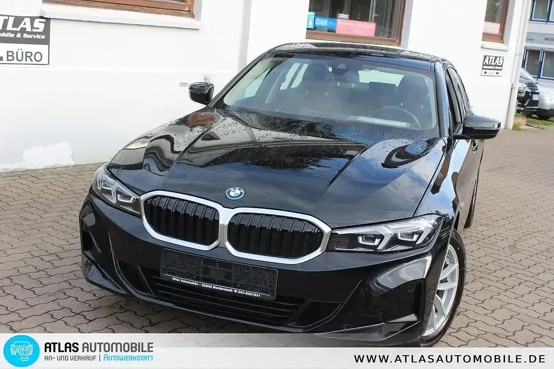 BMW 320 - Thumbnail 13