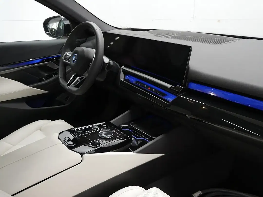 BMW 530 - Thumbnail 6
