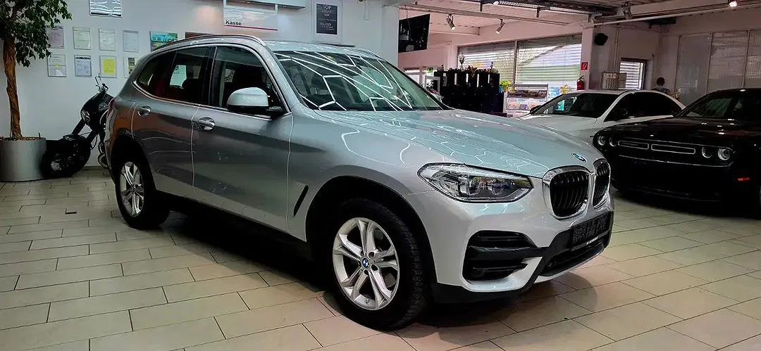 BMW X3 - Thumbnail 3