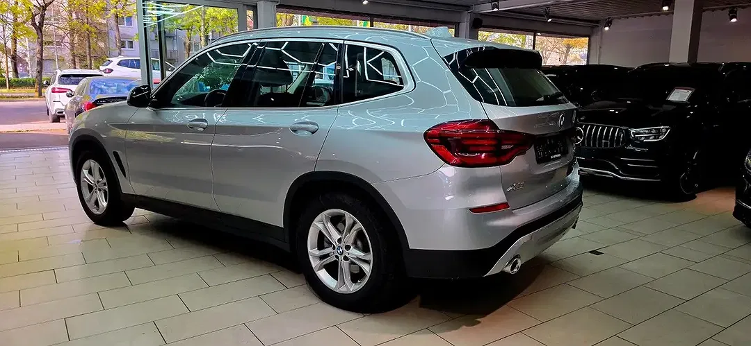 BMW X3 - Thumbnail 5