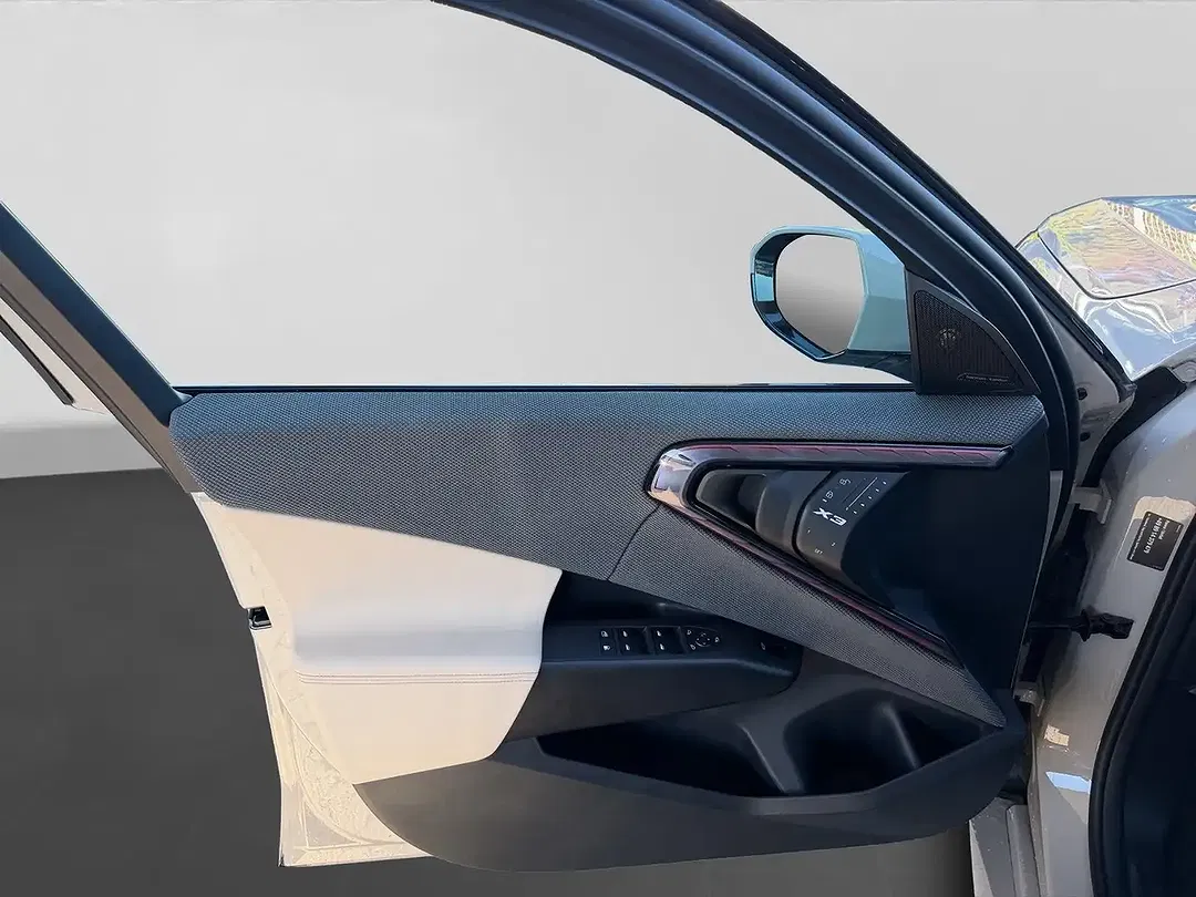 BMW X3 - Thumbnail 10