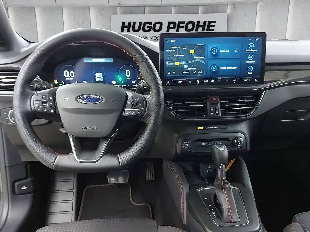 Ford Focus - Thumbnail 12