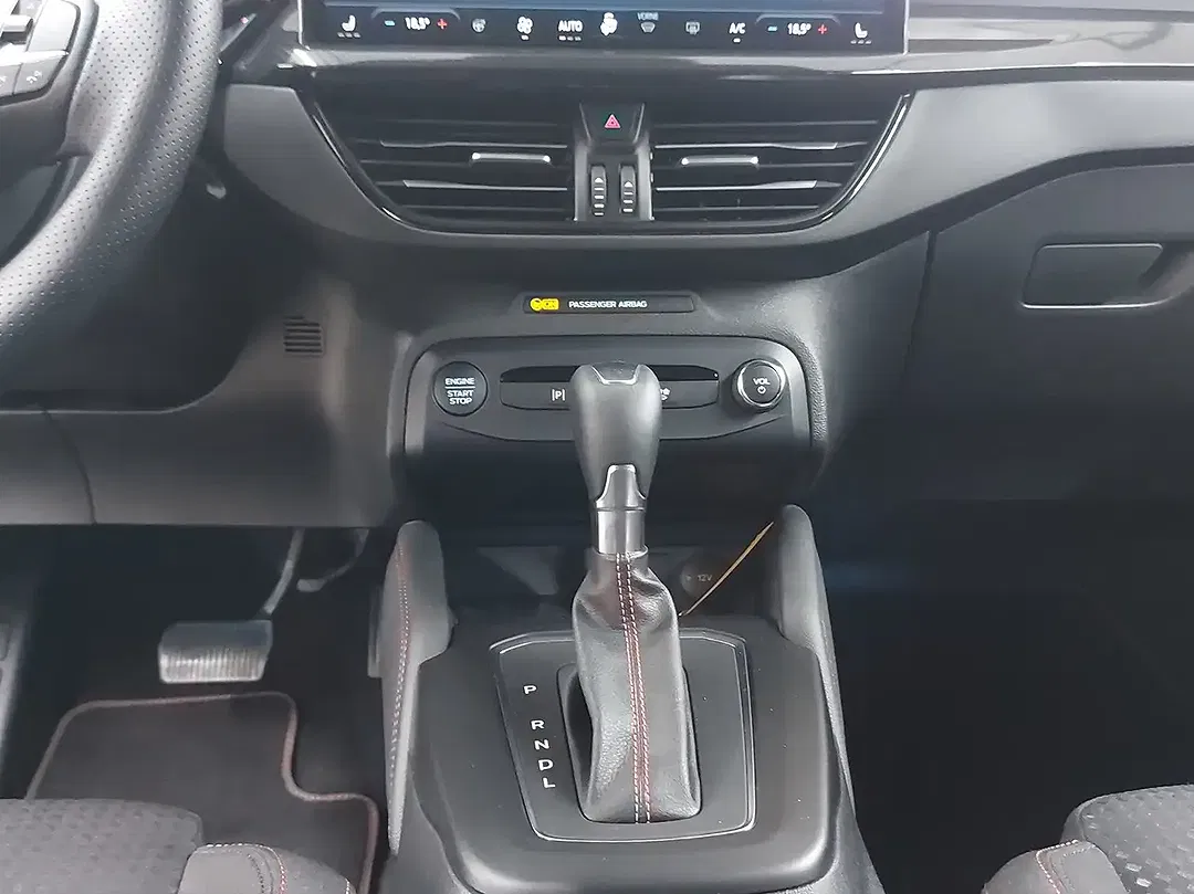 Ford Focus - Thumbnail 14