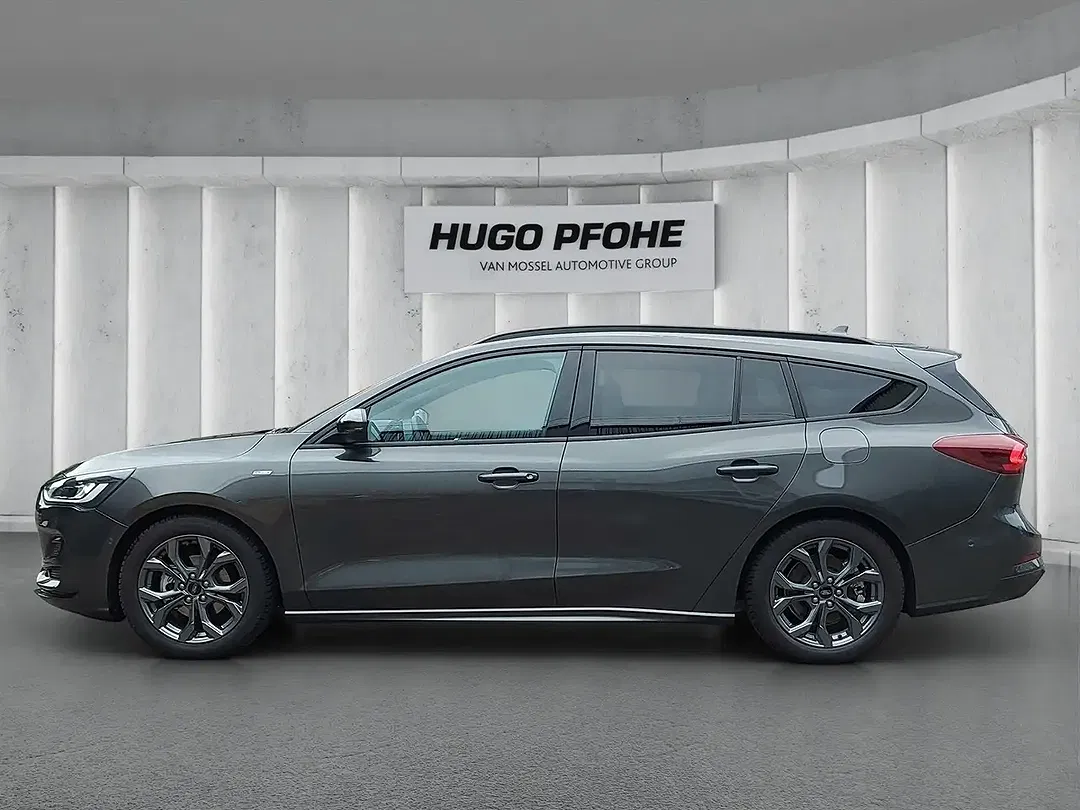 Ford Focus - Thumbnail 2