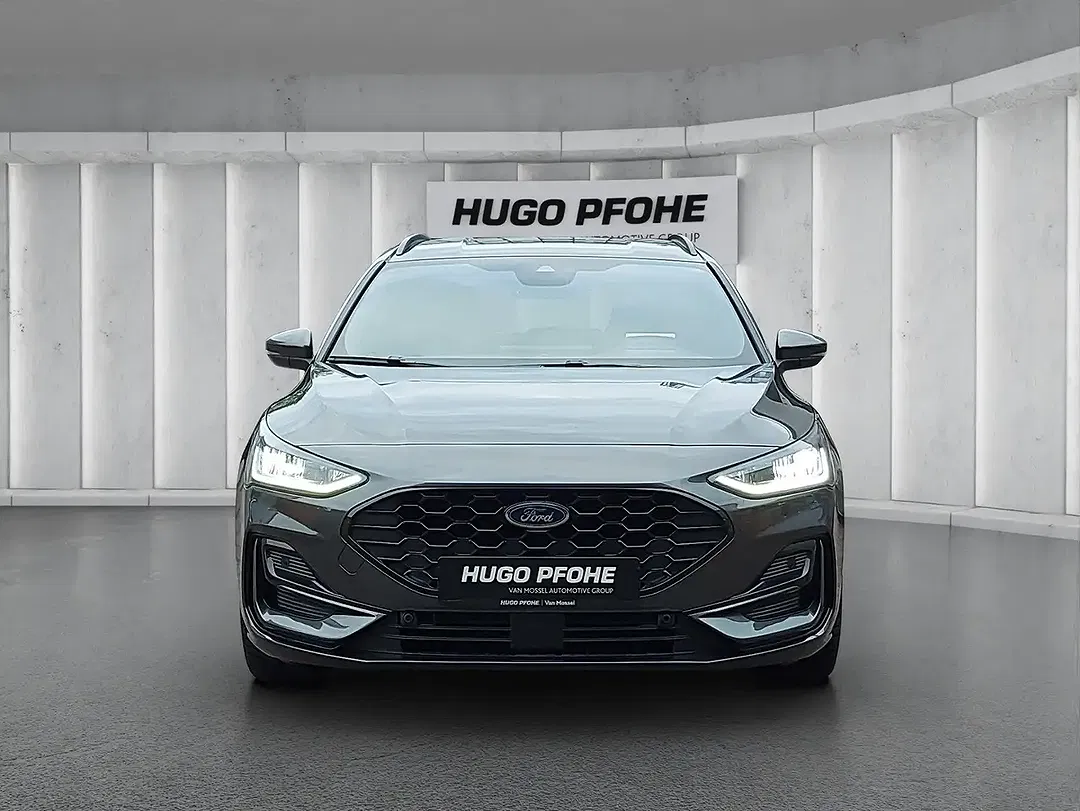 Ford Focus - Thumbnail 8