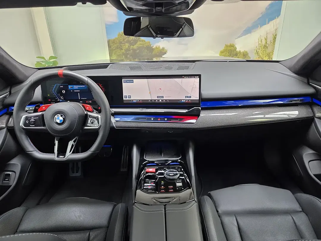 BMW M5 - Thumbnail 7