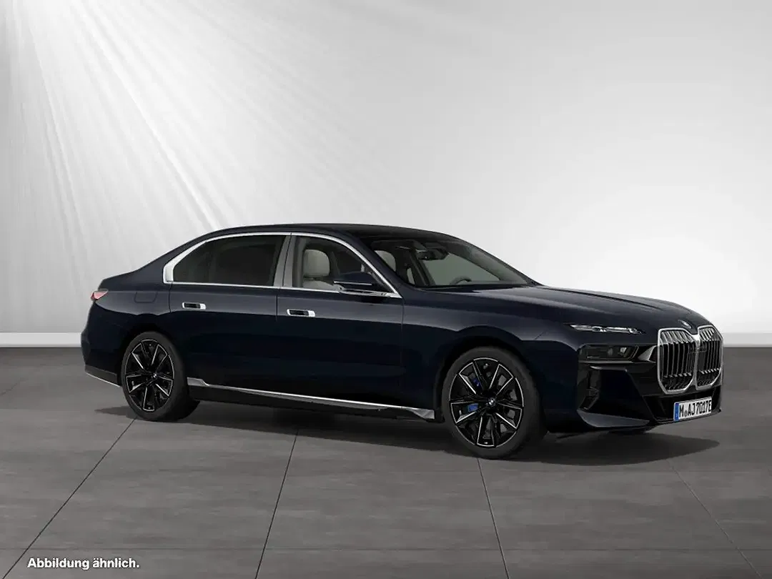 BMW 750 - Thumbnail 12
