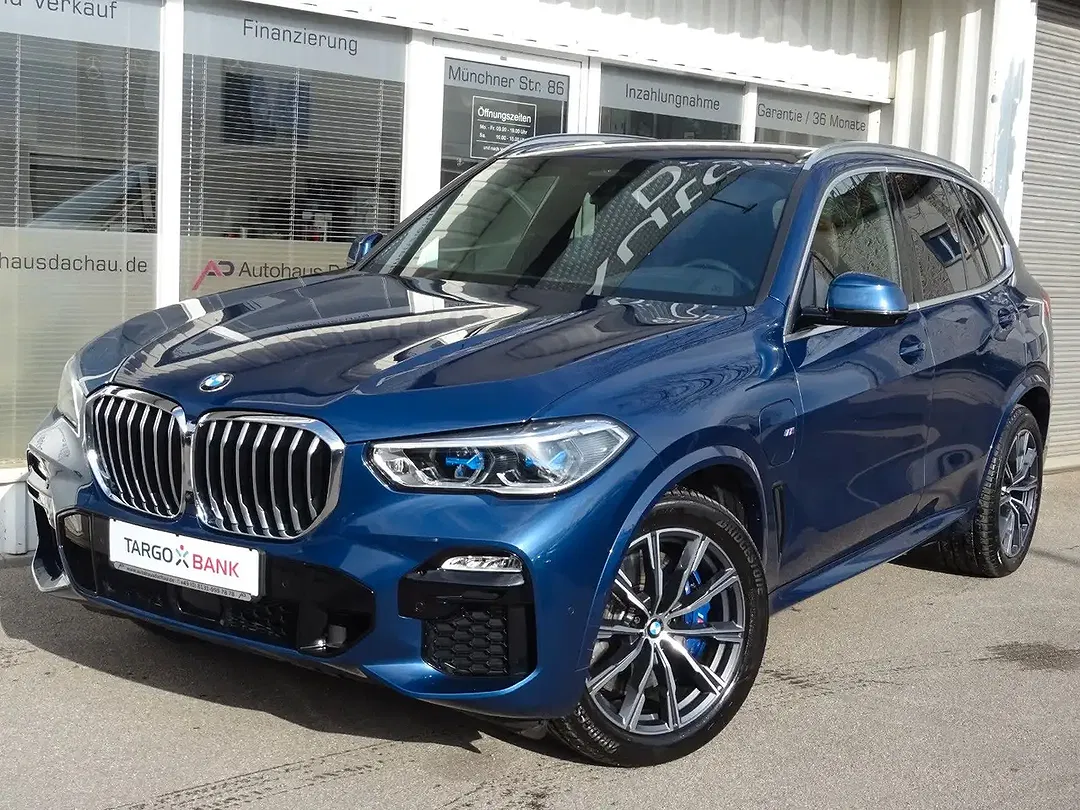 BMW X5 - Thumbnail 3