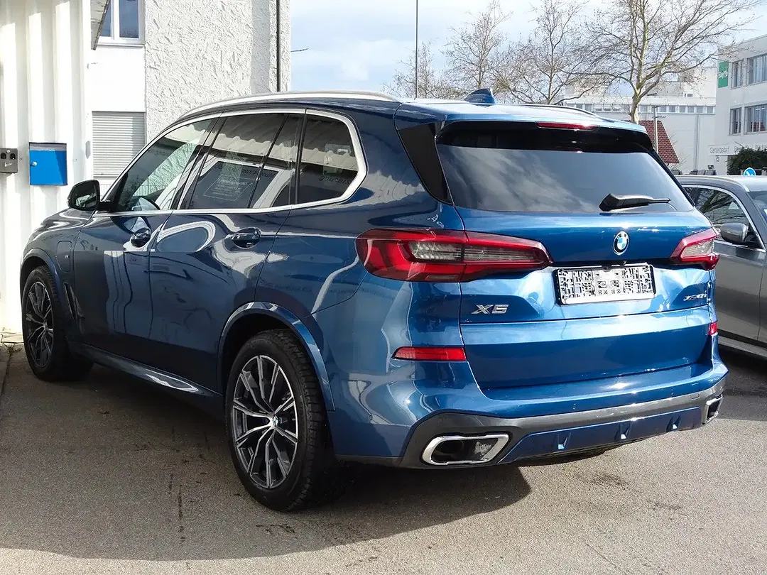 BMW X5 - Thumbnail 4