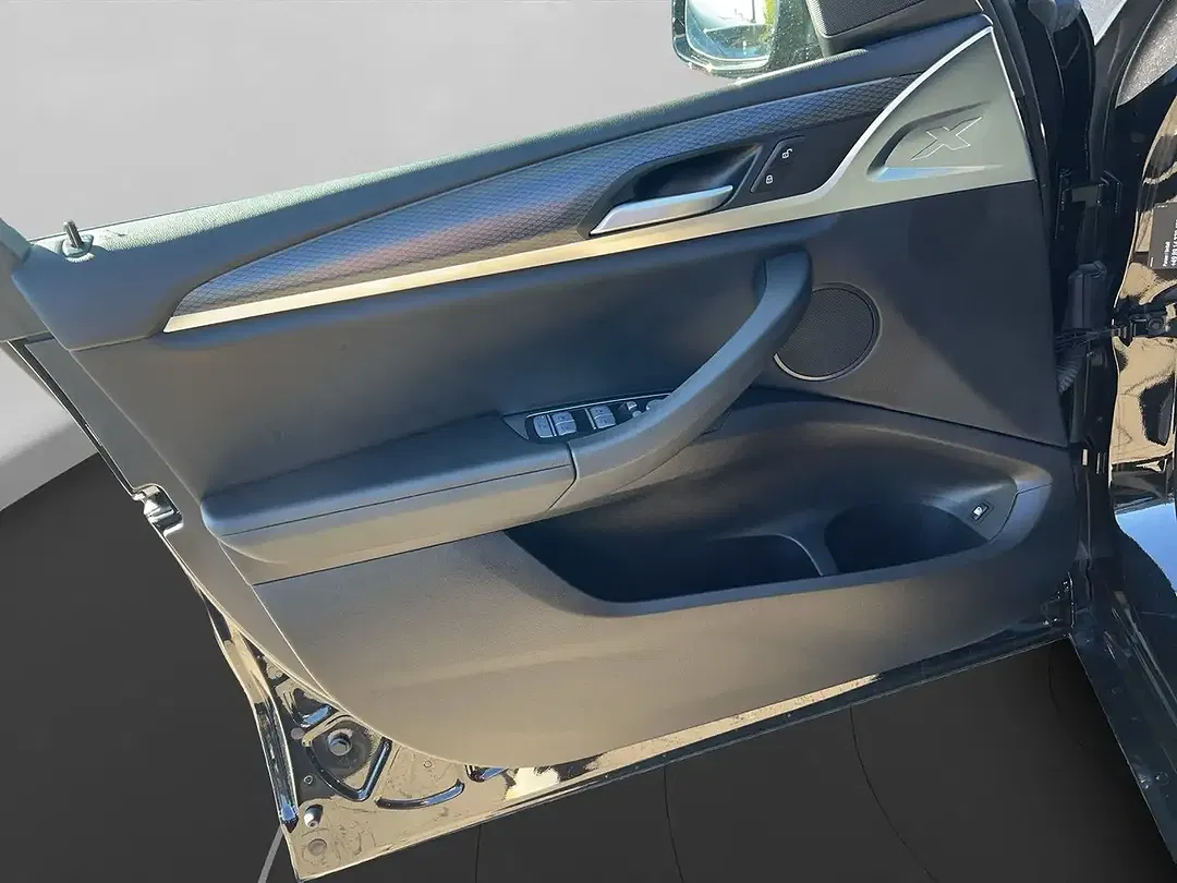 BMW X3 - Thumbnail 12