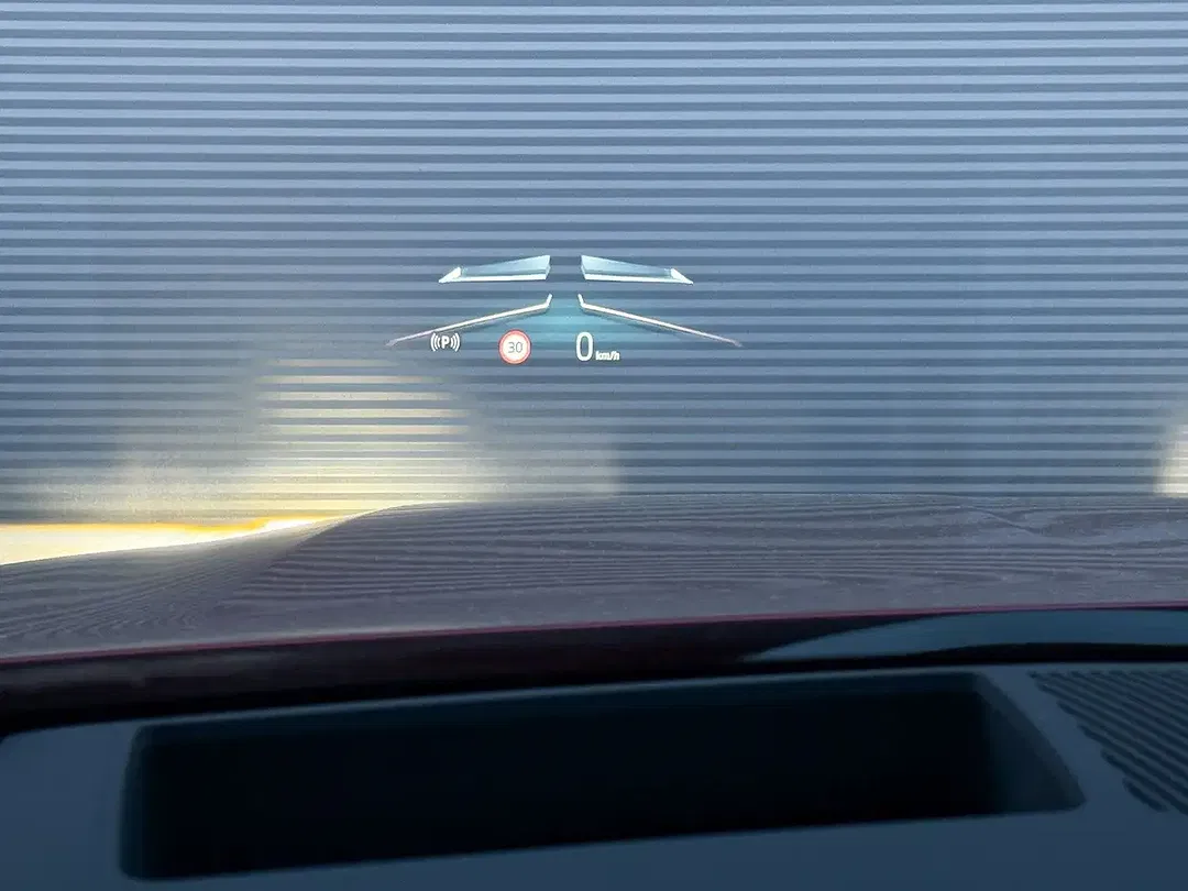 BMW 550 - Thumbnail 23